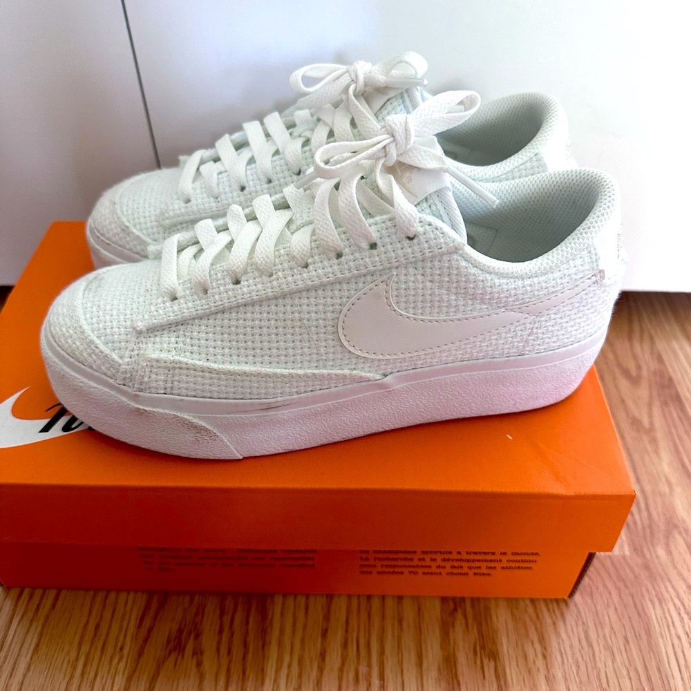 Blazer low platform sneaker with basket weave texture